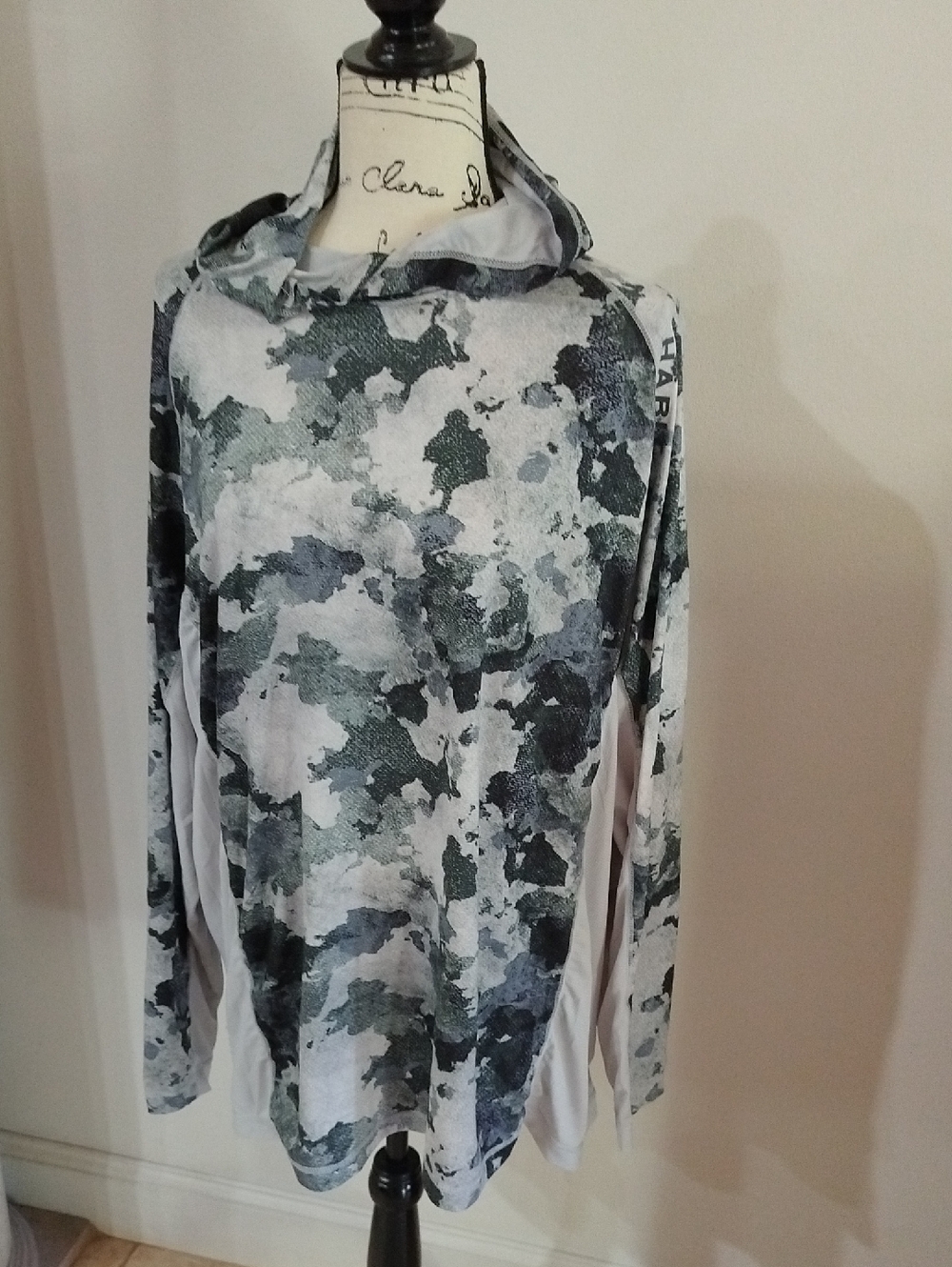 Camouflage Print Lightweight Hoodie Top - Black/Gray Habit Brand XL